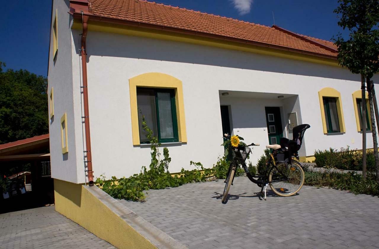 Apartmany U Zamecku Hlohovec Bagian luar foto